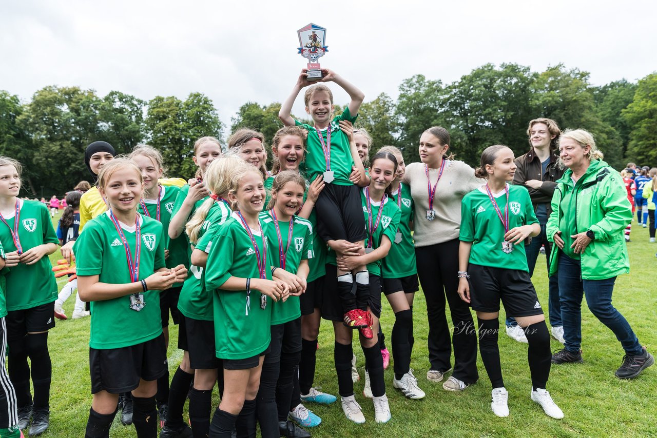 Bild 260 - Loewinnen Cup